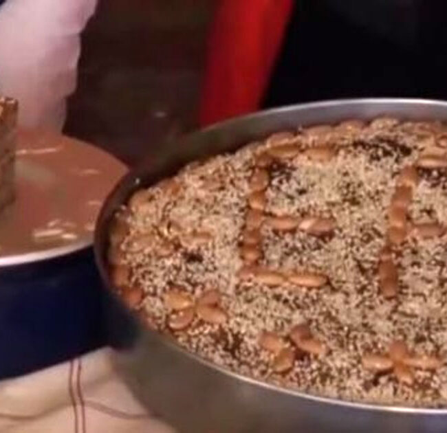 Η πενηντάφυλλη παραδοσιακή βασιλόπιτα Αγιάσου