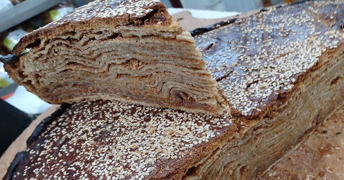 Βασιλόπιτα Αγιάσου μια ασυνήθιστη πρωτοχρονιάτικη πίτα γεμάτη αρώματα